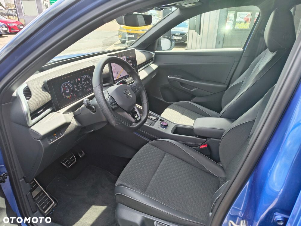 Volkswagen T-Roc 1.5 eTSI R-Line DSG - 21