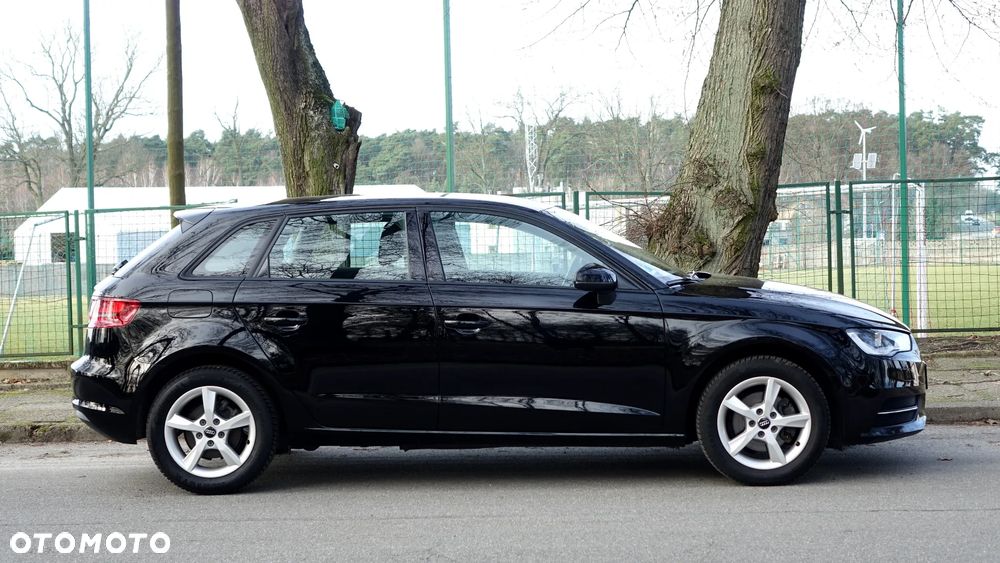 Audi A3 Sportback - 36