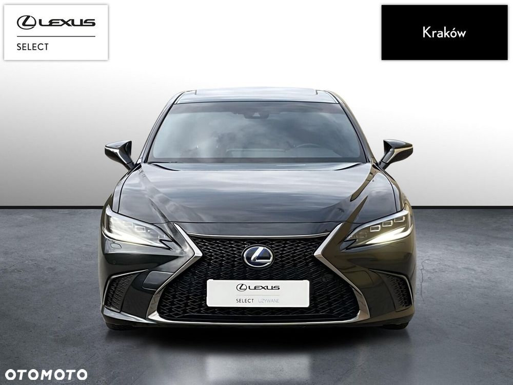 Lexus ES 300h F Sport Edition - 8