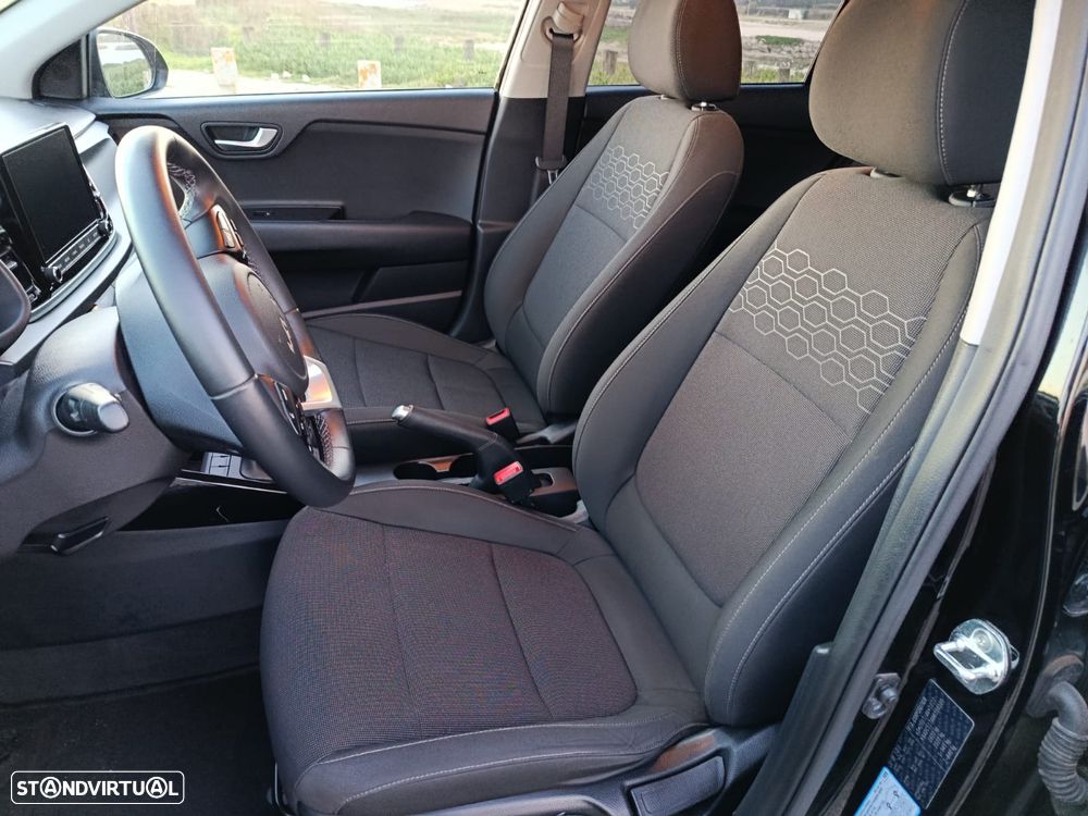 Kia Rio - 5