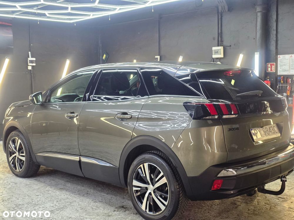 Peugeot 3008 1.6 BlueHDi Active S&S EAT6 - 28
