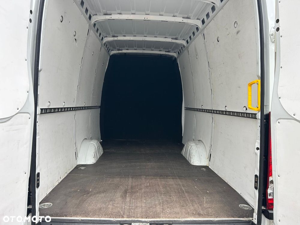 Iveco Daily 35S16 - 24