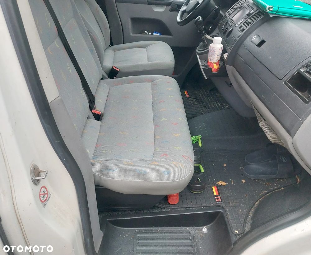 Volkswagen Transporter - 4