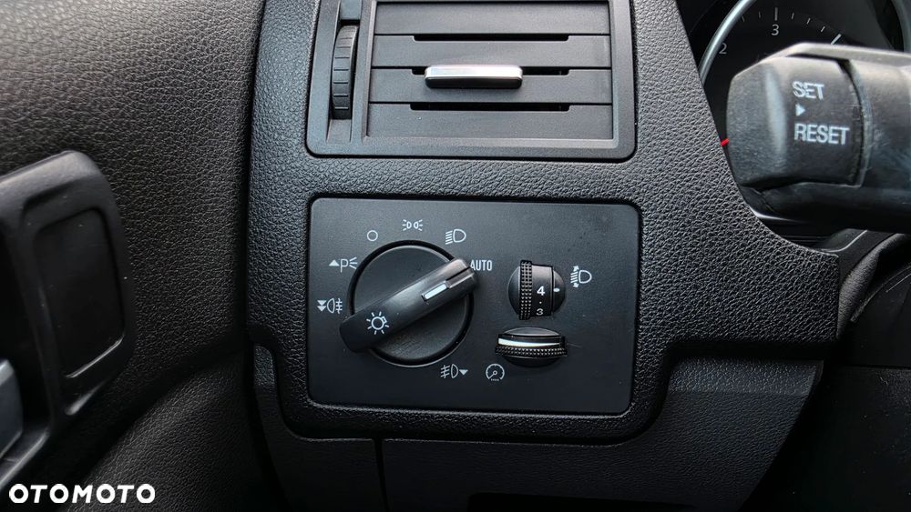 Ford Kuga 2.0 TDCi Titanium - 33