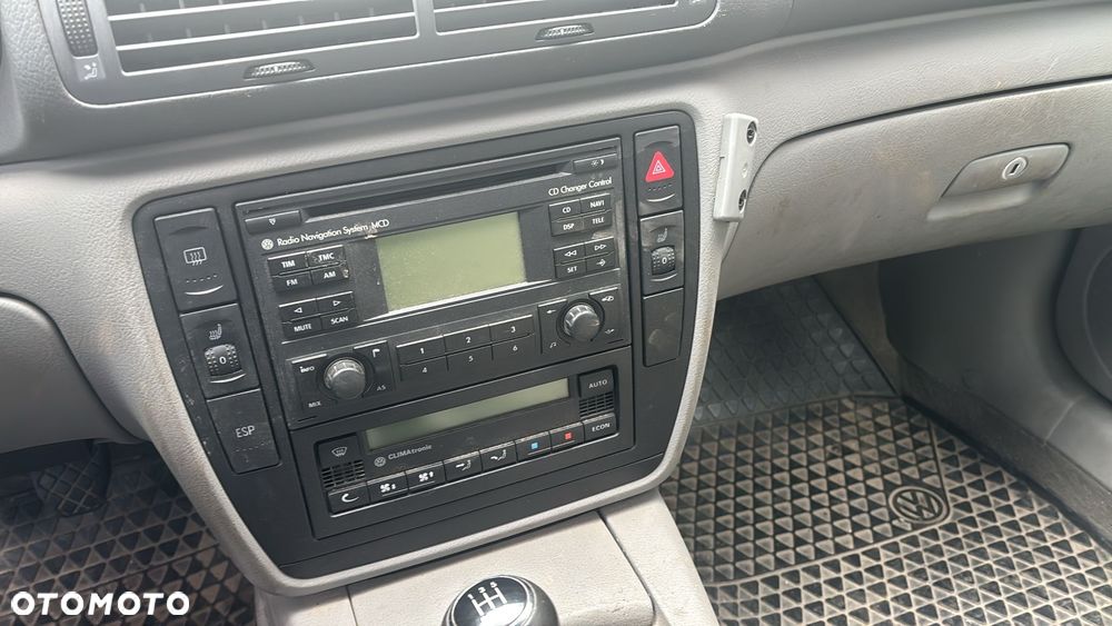 Volkswagen Passat - 7