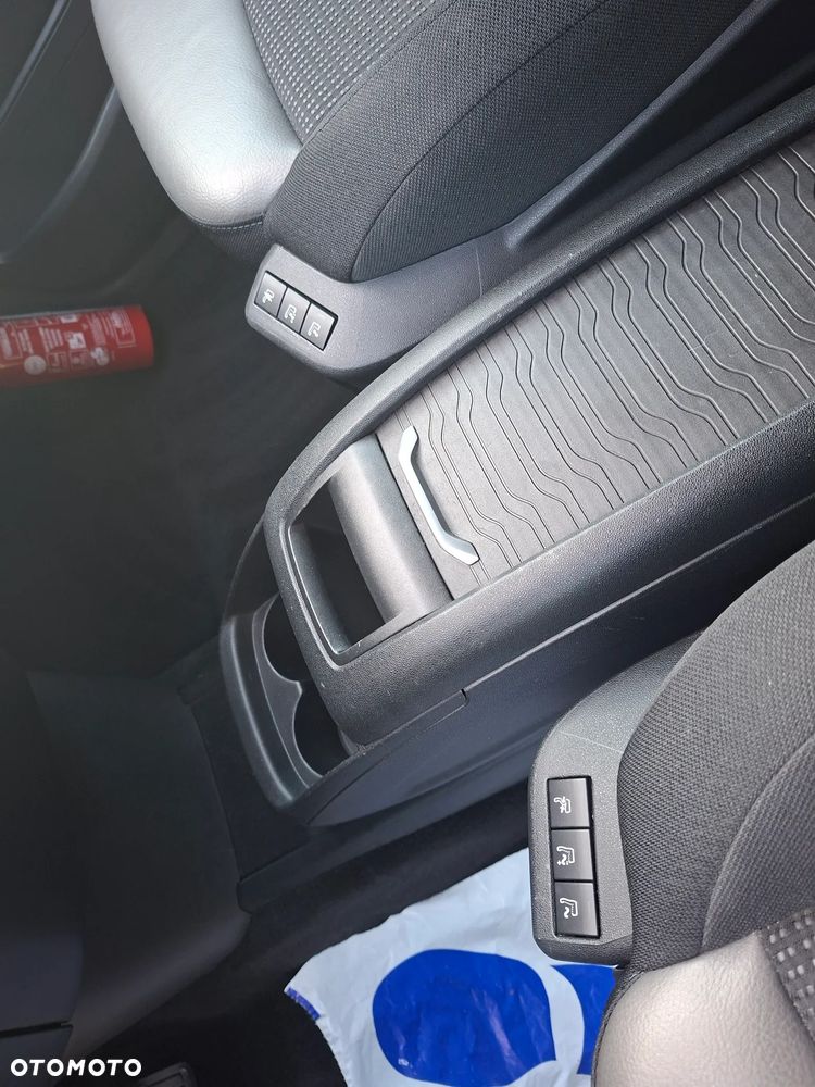 Citroën C4 Grand Picasso BlueHDi 150 EAT6 SHINE - 31
