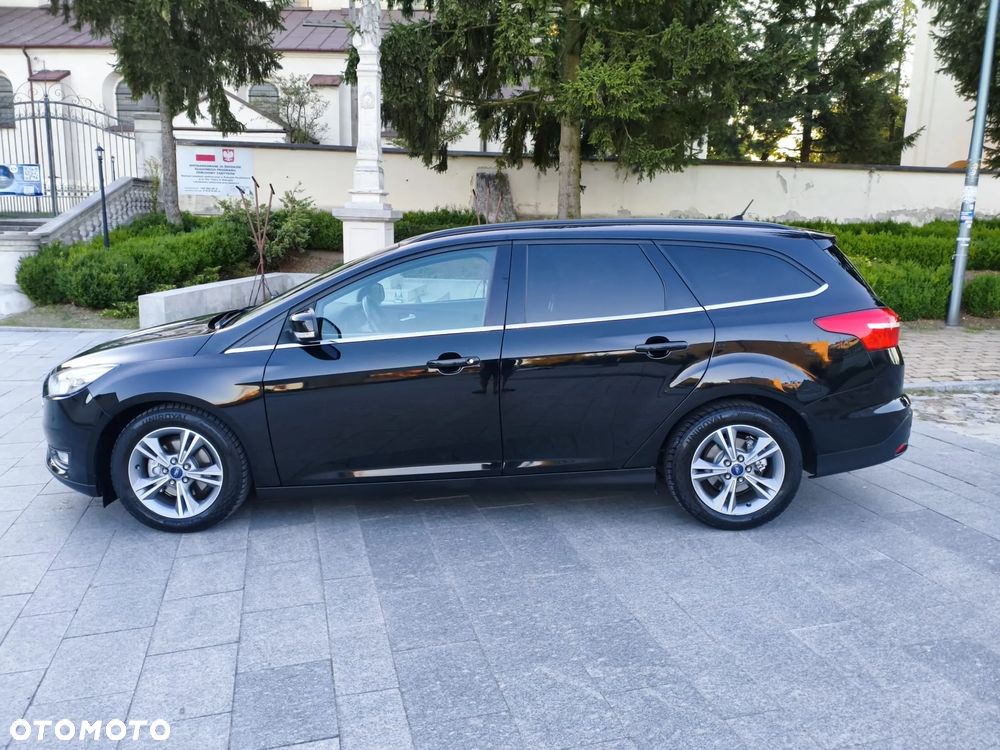 Ford Focus 1.6 TDCi DPF Start-Stopp-System Titanium - 6
