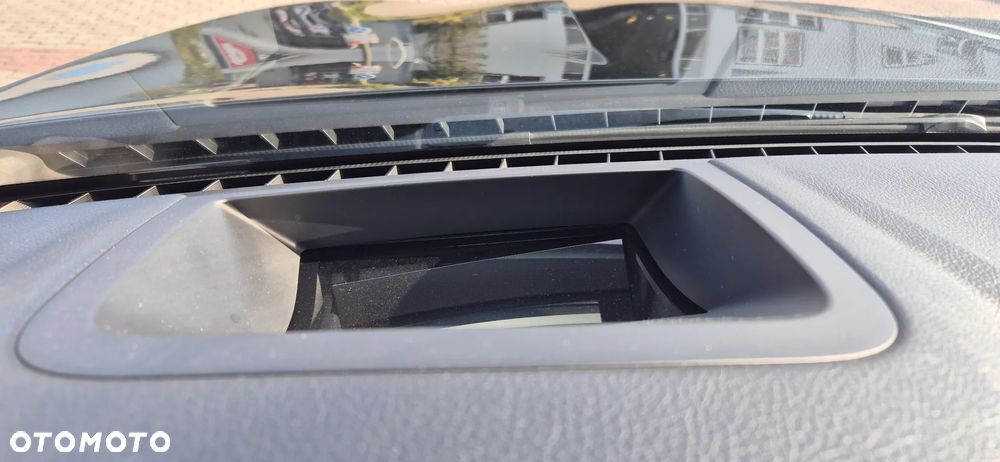 BMW Seria 5 530d xDrive - 16