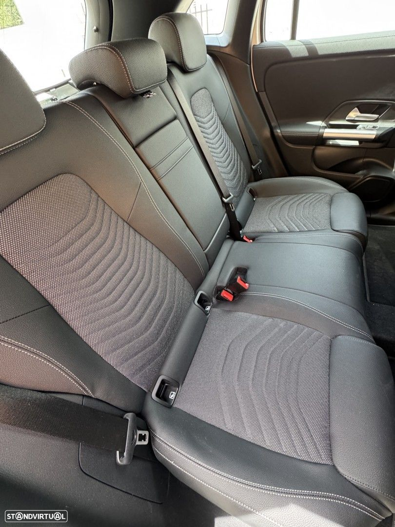Mercedes-Benz EQA 300 4Matic Progressive - 7