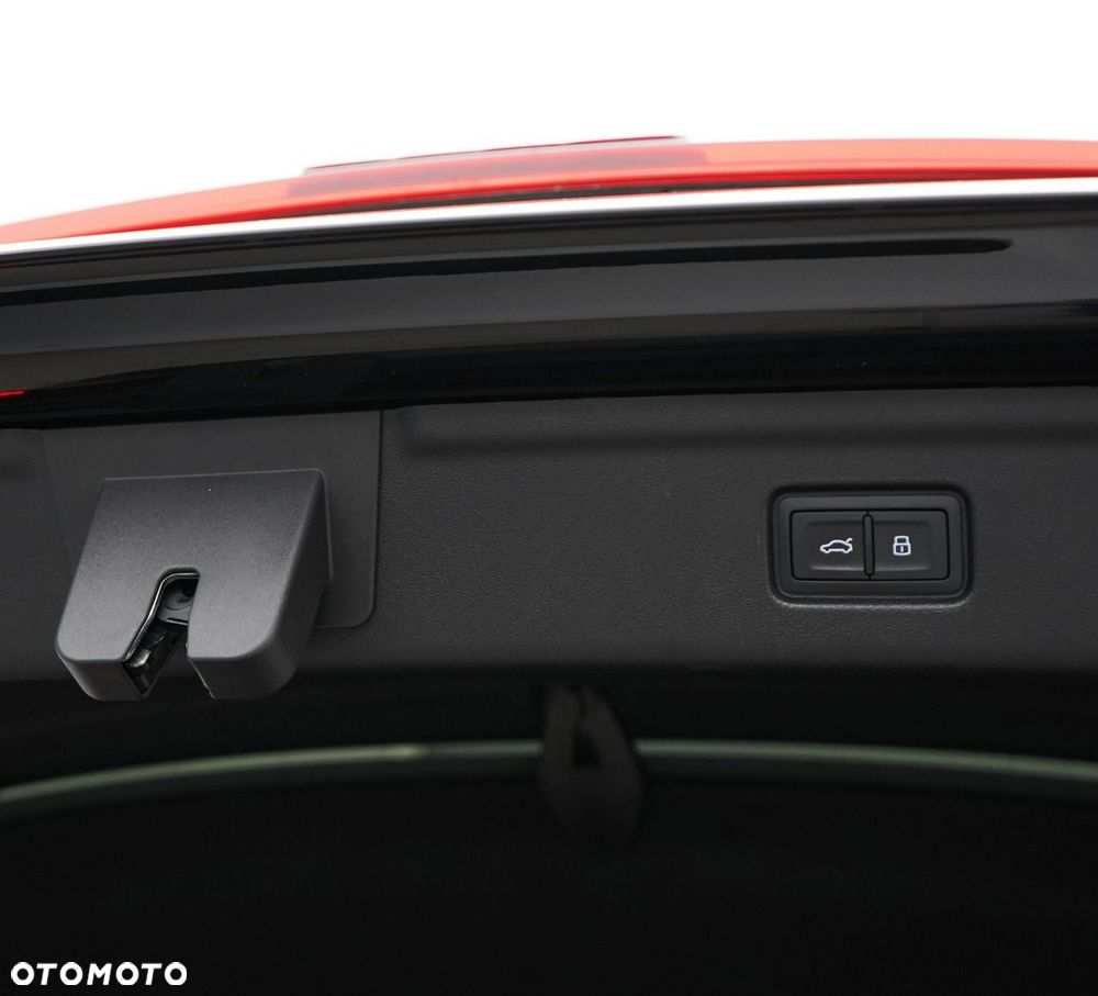 Audi A6 Sportback e-tron - 11