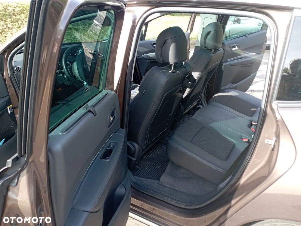 Peugeot 3008 1.2 PureTech Style - 12