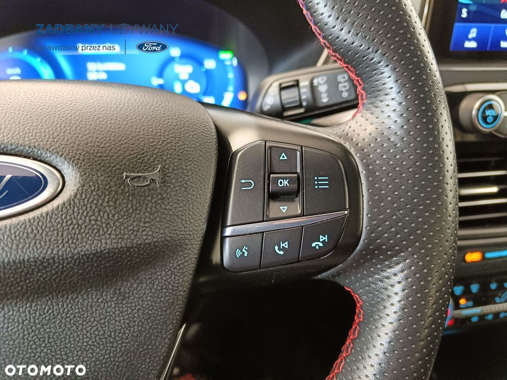 Ford Kuga - 21