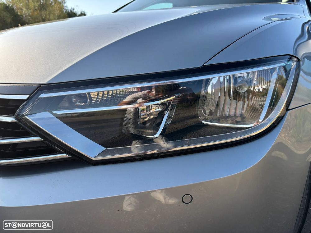 VW Passat 2.0 TDI Highline DSG - 35