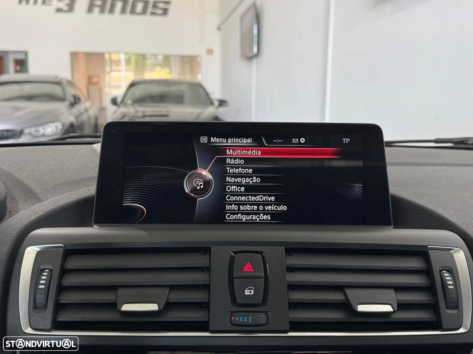 BMW 228 i Pack M Auto - 27