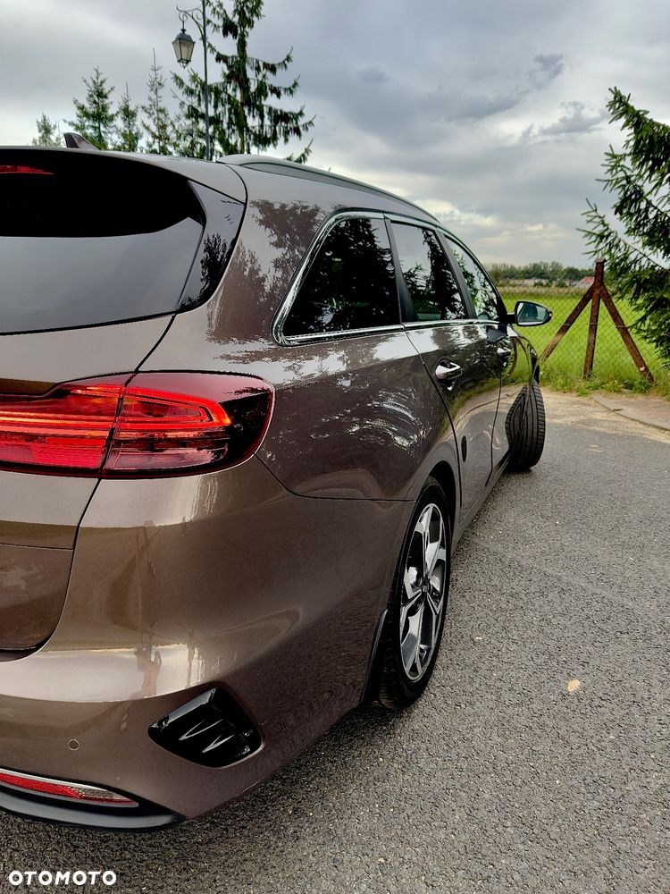 Kia Ceed 1.4 T-GDI L Business Line DCT - 15