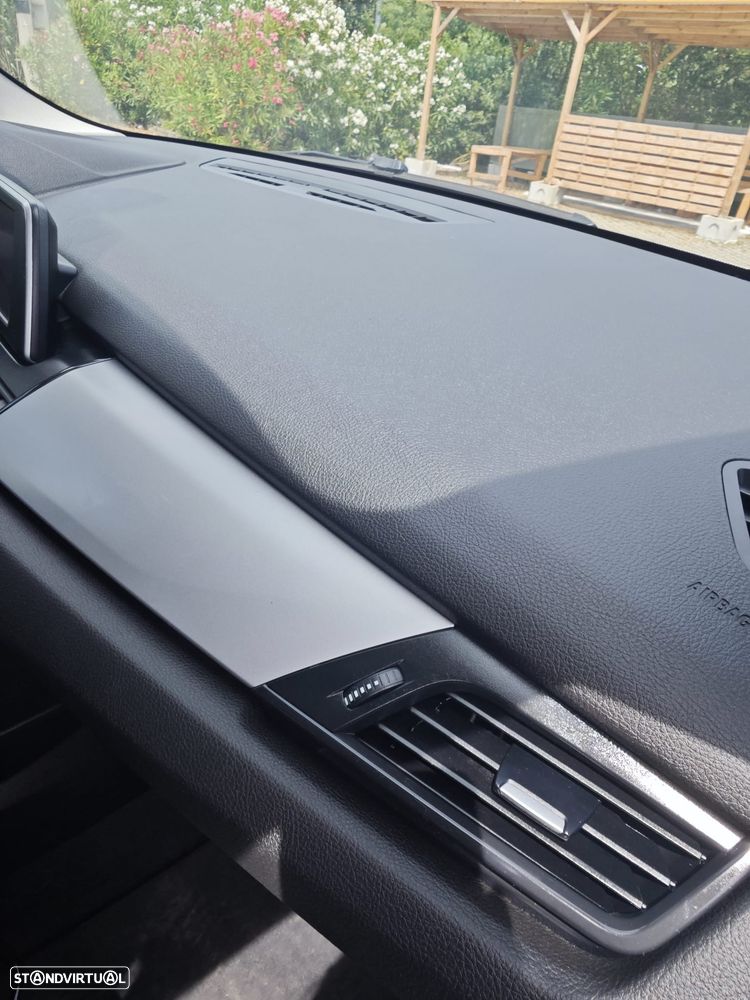 BMW 216 Active Tourer - 11