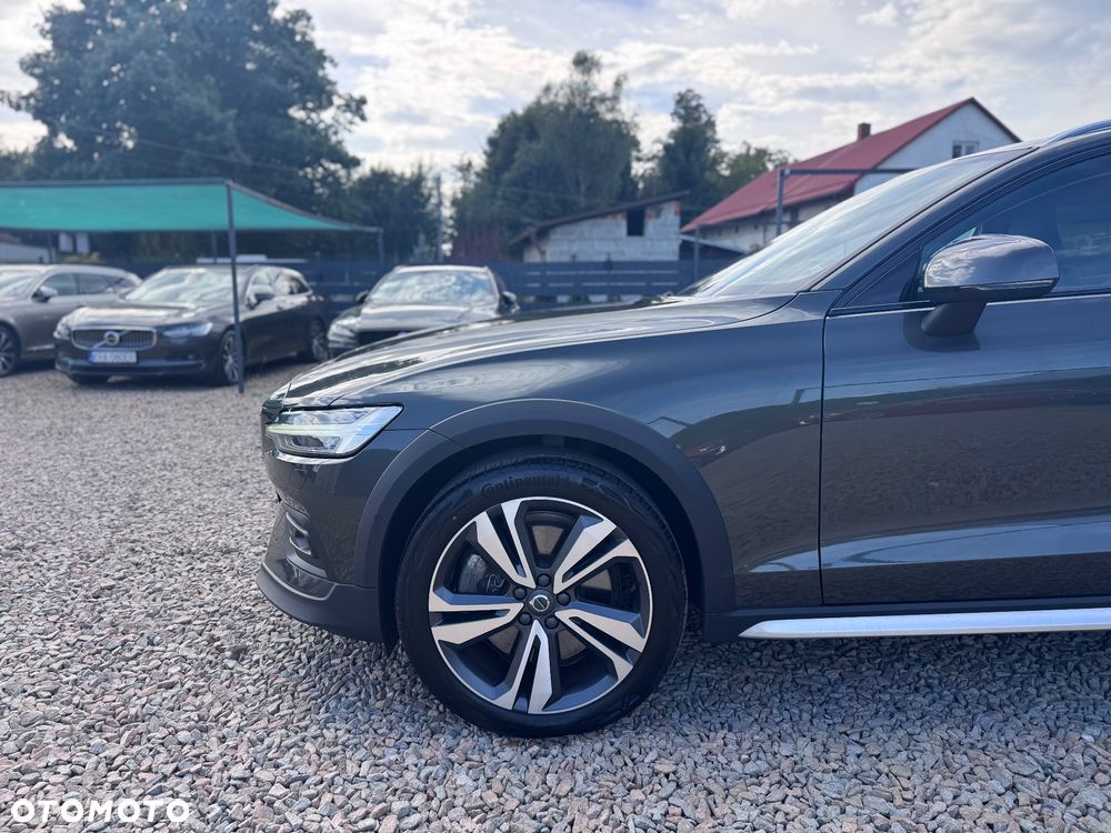 Volvo V60 Cross Country B5 B AWD Geartronic Pro - 38