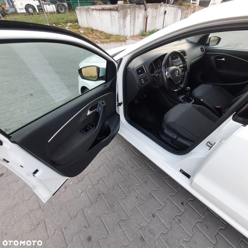 Volkswagen Polo 1.2 TSI BMT Comfortline - 15