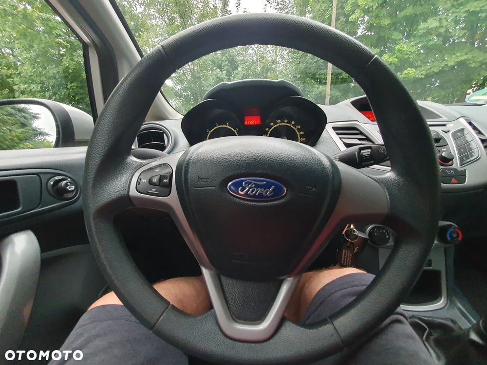 Ford Fiesta 1.25 Ambiente - 15