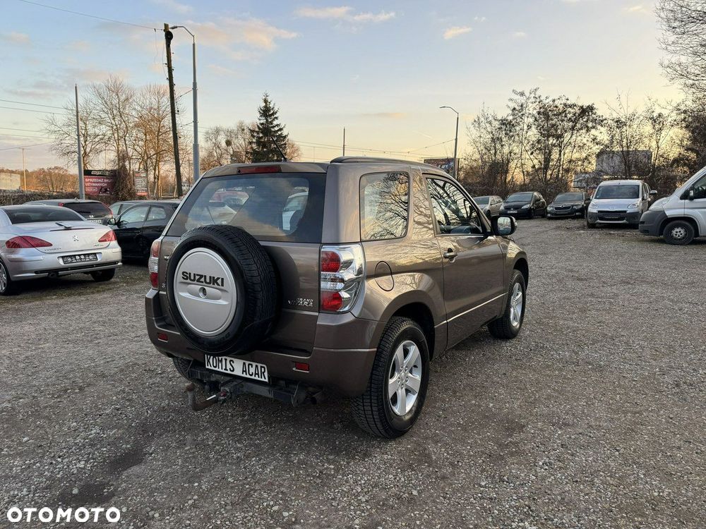 Suzuki Grand Vitara - 26