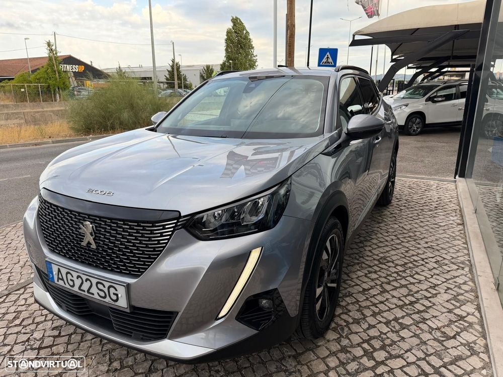Peugeot 2008 1.2 PureTech Allure - 2