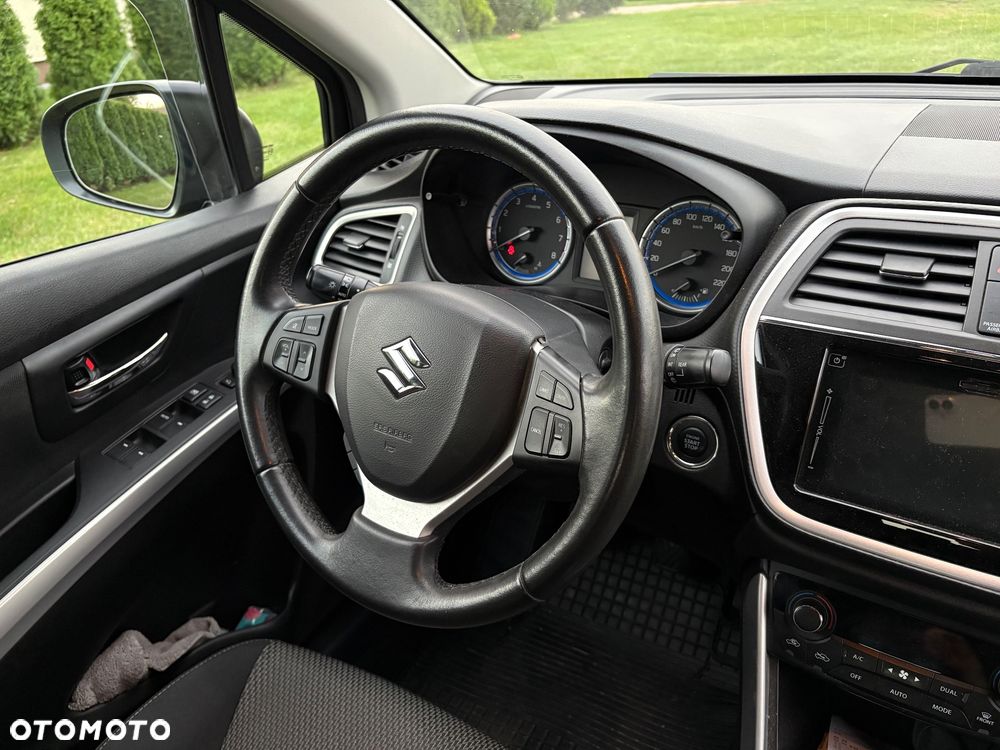 Suzuki SX4 S-Cross 1.6 VVT 4x2 limited+ - 3