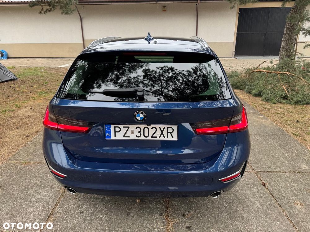 BMW Seria 3 320d xDrive Luxury Line sport - 7