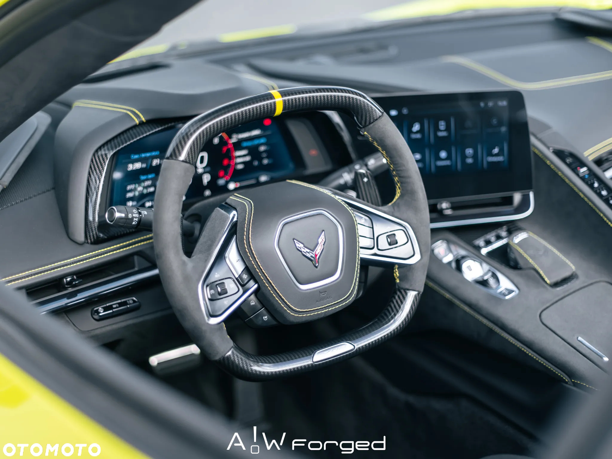 Chevrolet Corvette - 25
