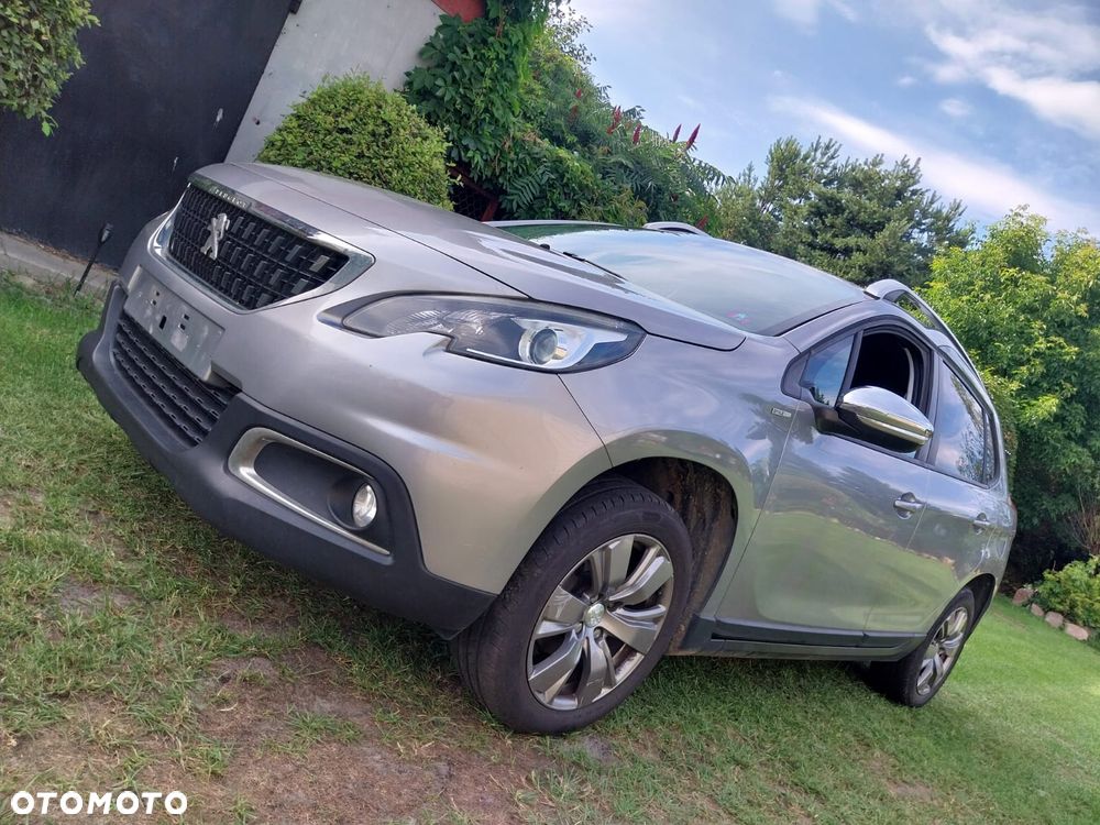 Peugeot 2008 1.2 Pure Tech Active S&S - 2
