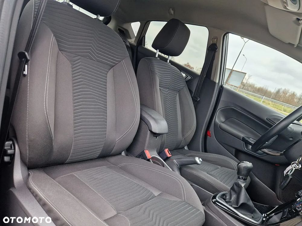 Ford Fiesta - 19