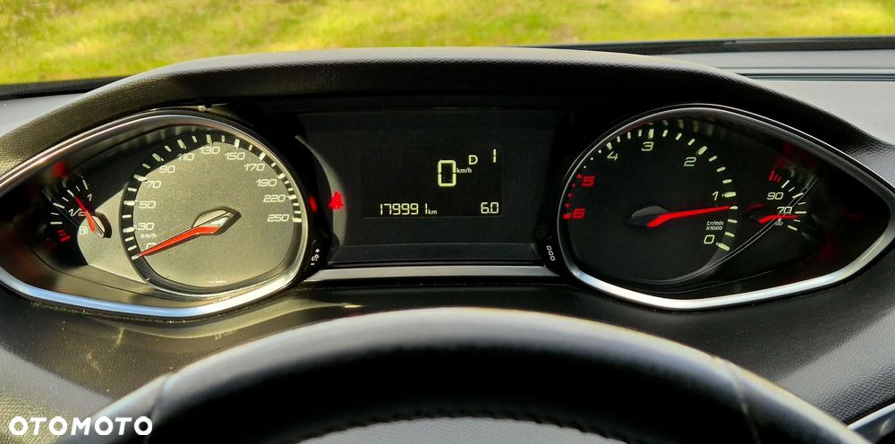 Peugeot 308 BlueHDi 150 EAT6 Stop & Start Business-Line - 14
