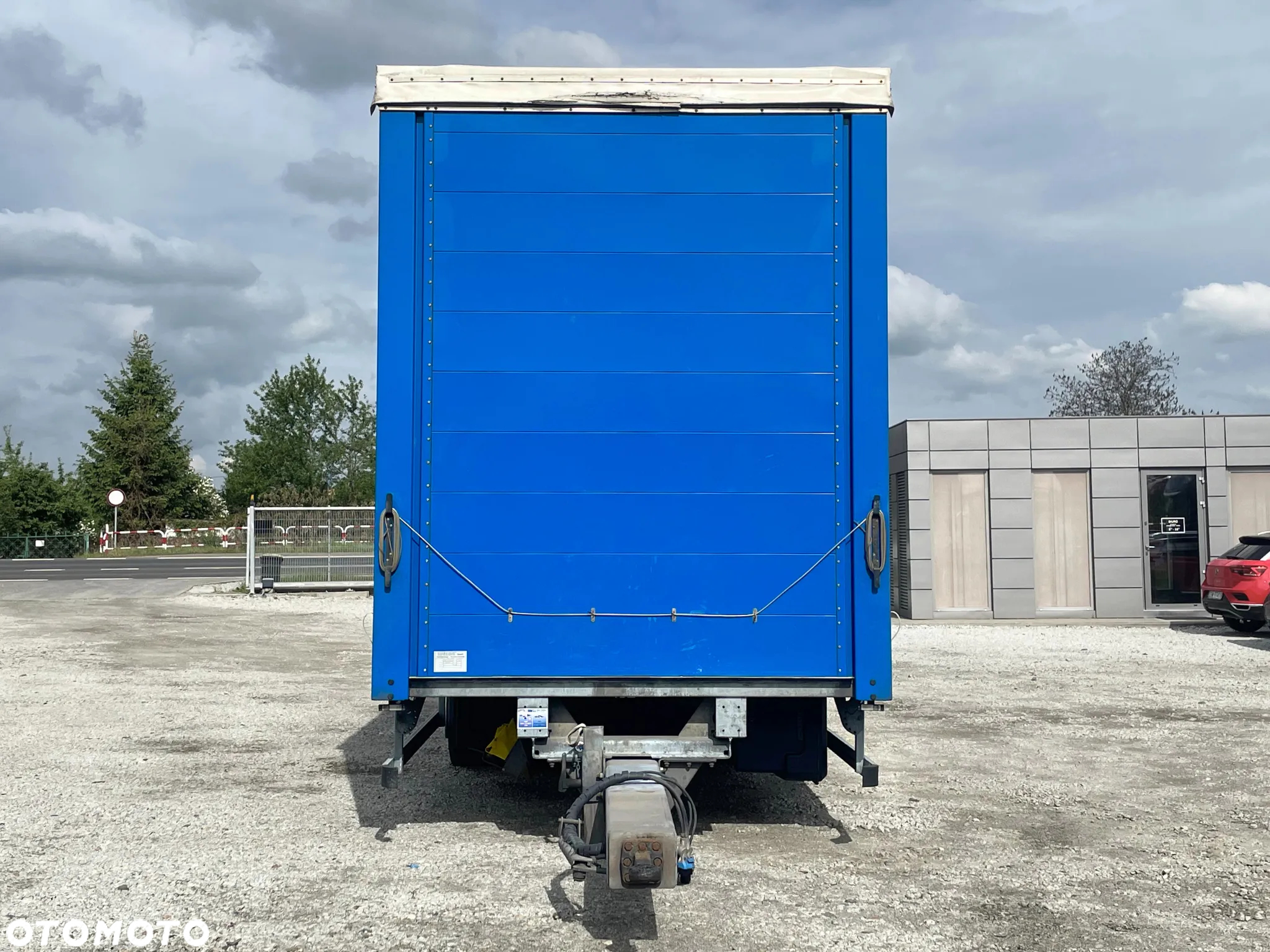 Wecon PRZYCZEPA TANDEM / 7,75 M / SUWANY PODNOSZONY DACH / SALON PL - 9