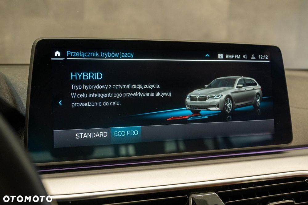 BMW Seria 5 530e xDrive - 23