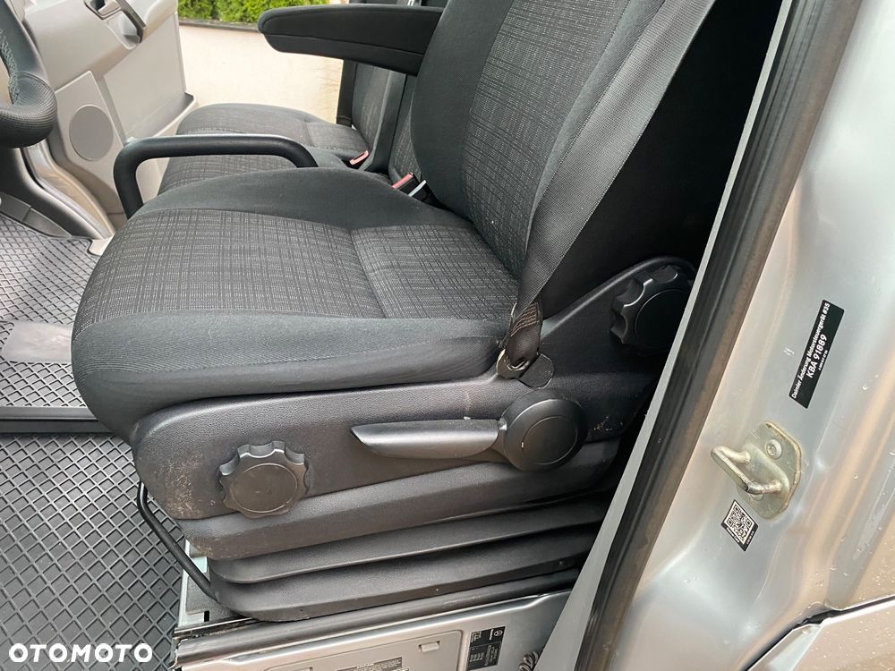 Mercedes-Benz Sprinter 319 - 15