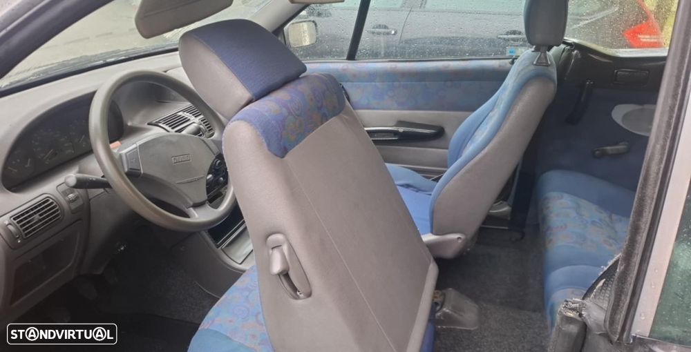 Fiat Punto Cabrio 16V - 11