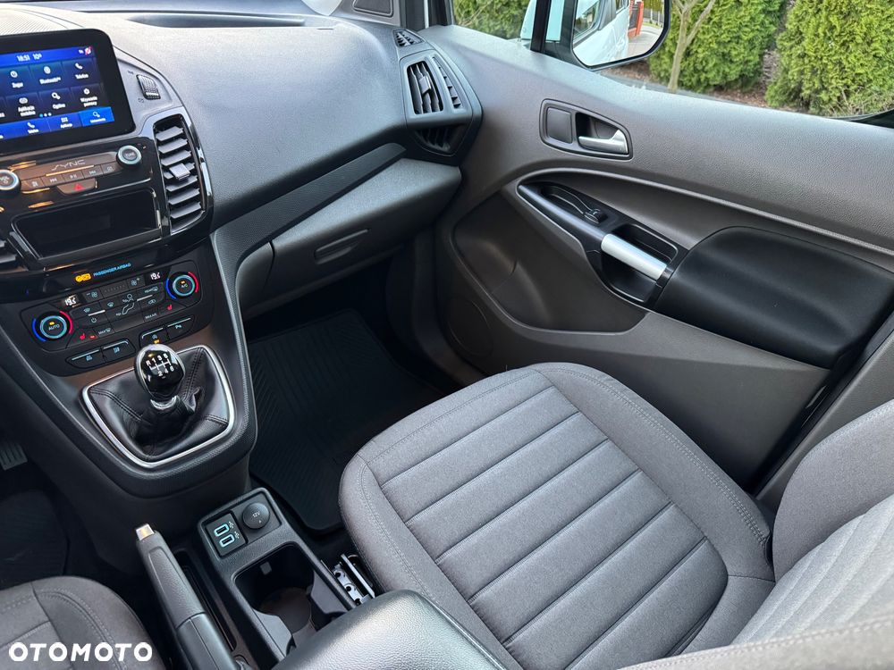 Ford Tourneo Connect 1.5 EcoBlue Titanium - 28