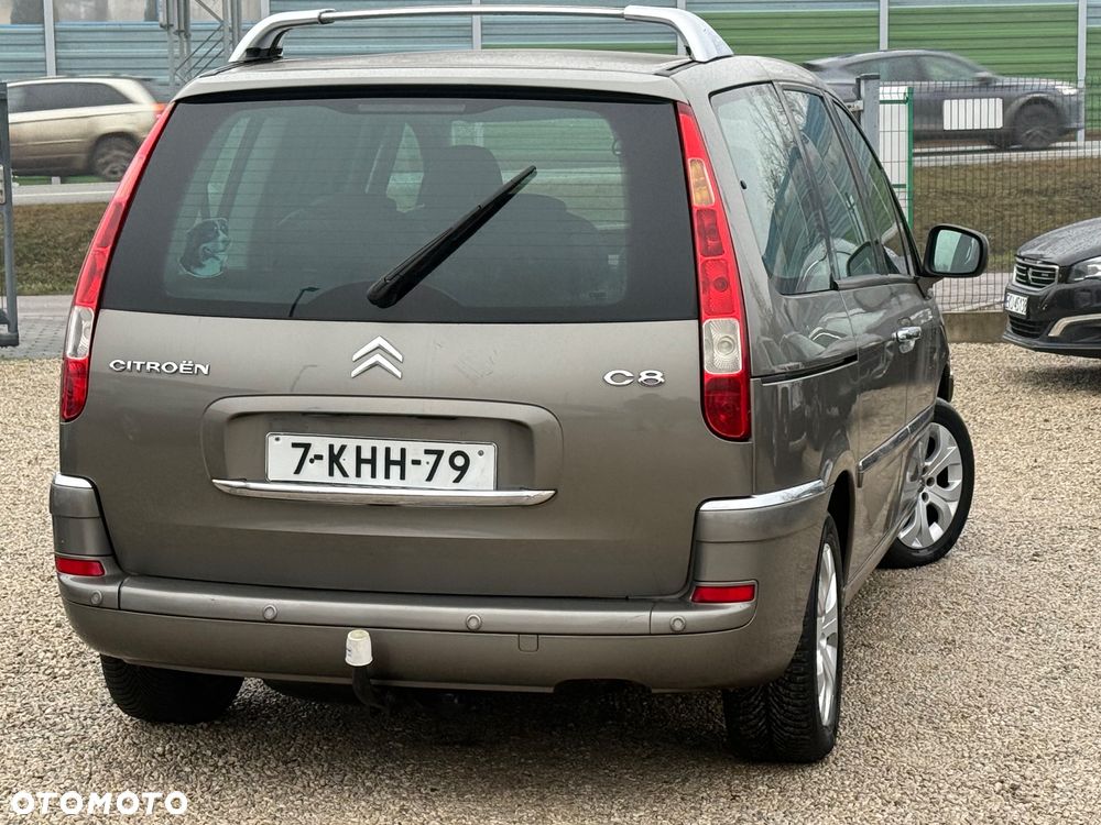 Citroën C8 2.0 16V Style - 11