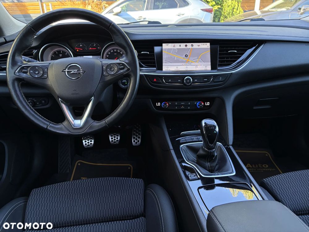 Opel Insignia - 33