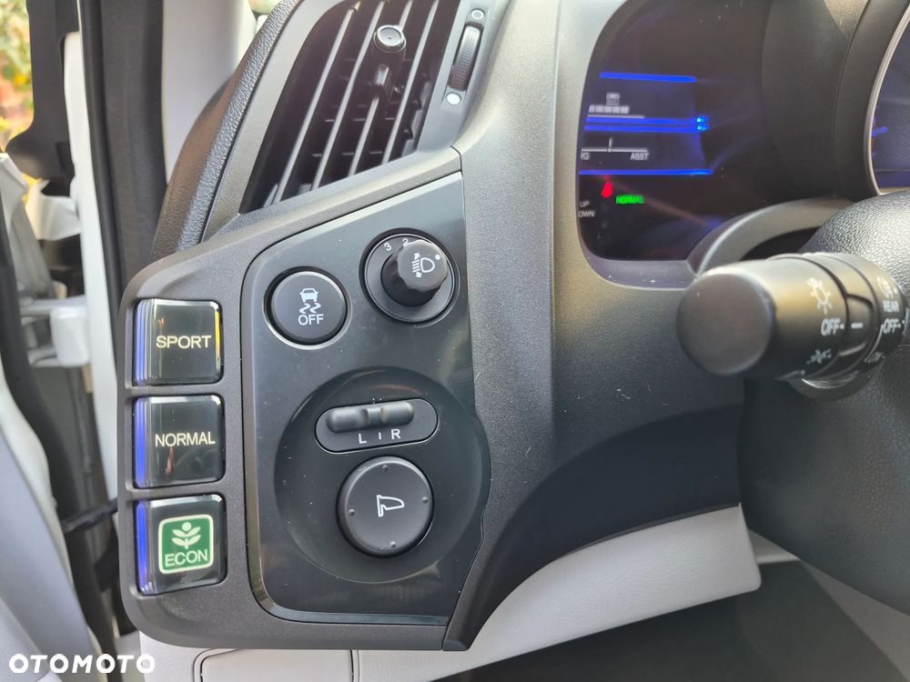 Honda CR-Z - 16