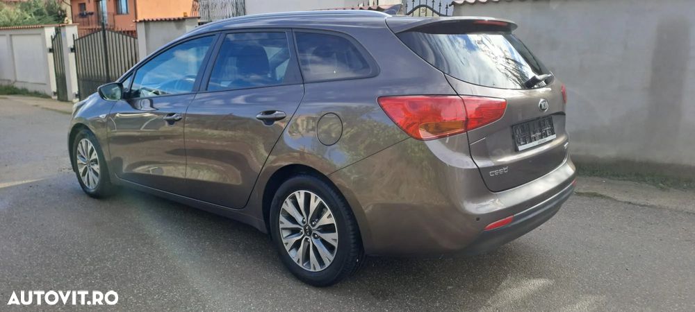 Kia Ceed - 3