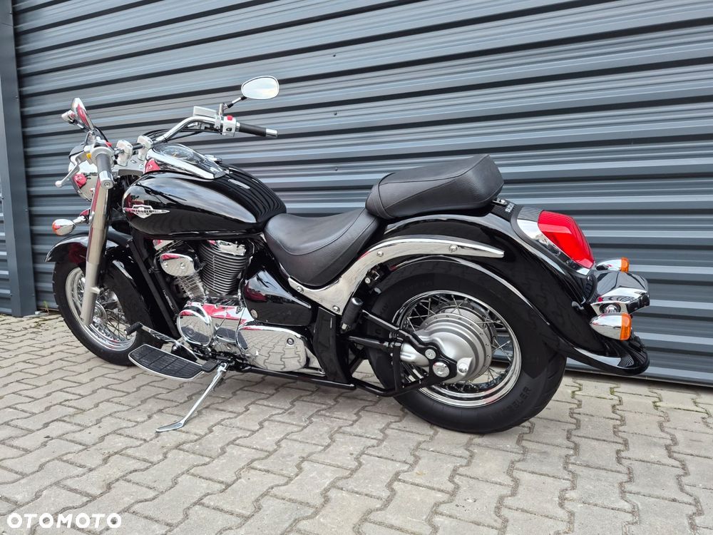 Suzuki Intruder - 6