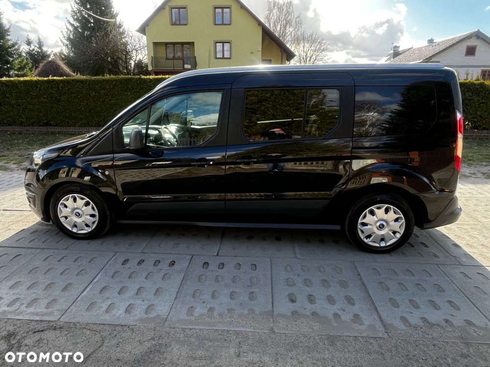 Ford Tourneo Connect Grand - 29