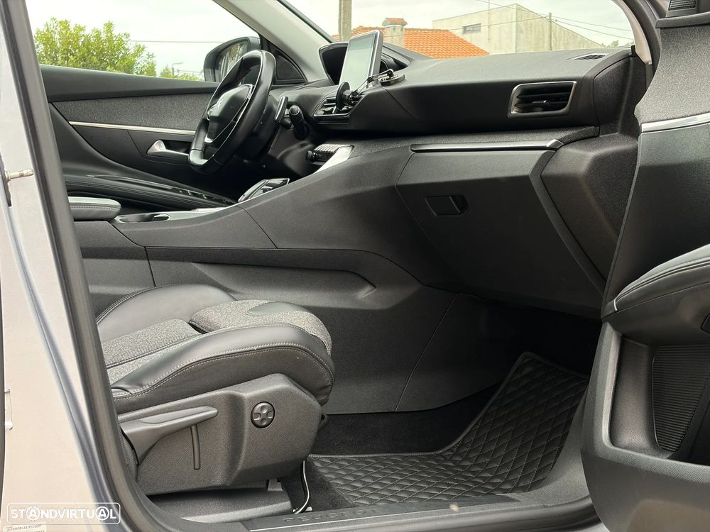 Peugeot 3008 HDi 160 Auto Allure - 46