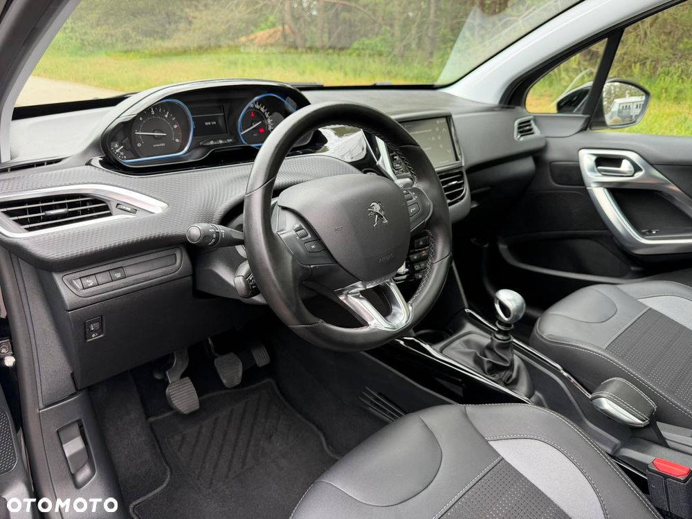 Peugeot 2008 1.5 BlueHDi Crossway - 16
