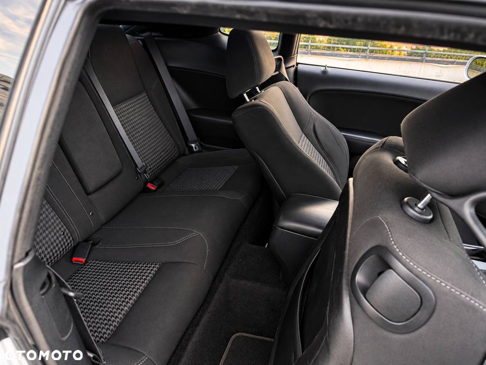 Dodge Challenger 5.7 R/T - 8
