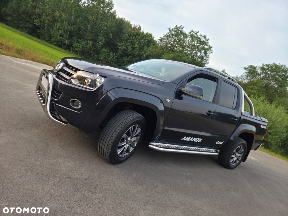 Volkswagen Amarok - 12