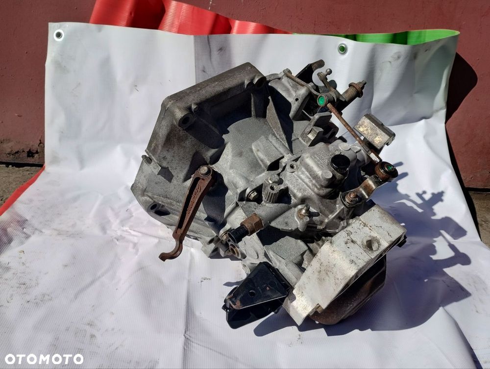 SKRZYNIA BIEGÓW 55204040 FIAT PANDA II 1.3MJTD - 3