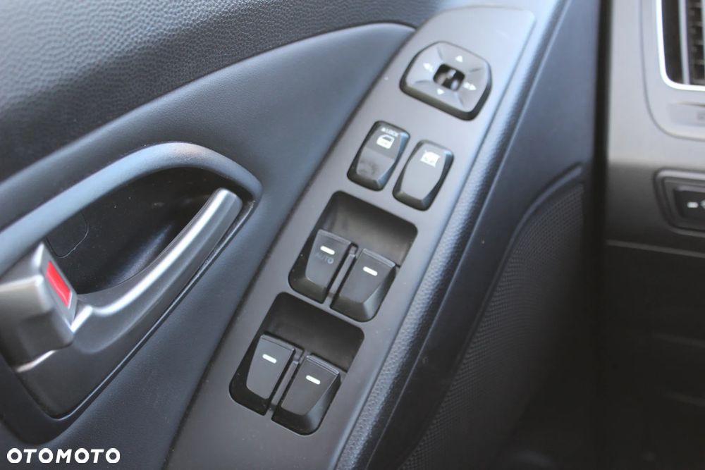 Hyundai ix35 2.0 2WD Comfort - 22