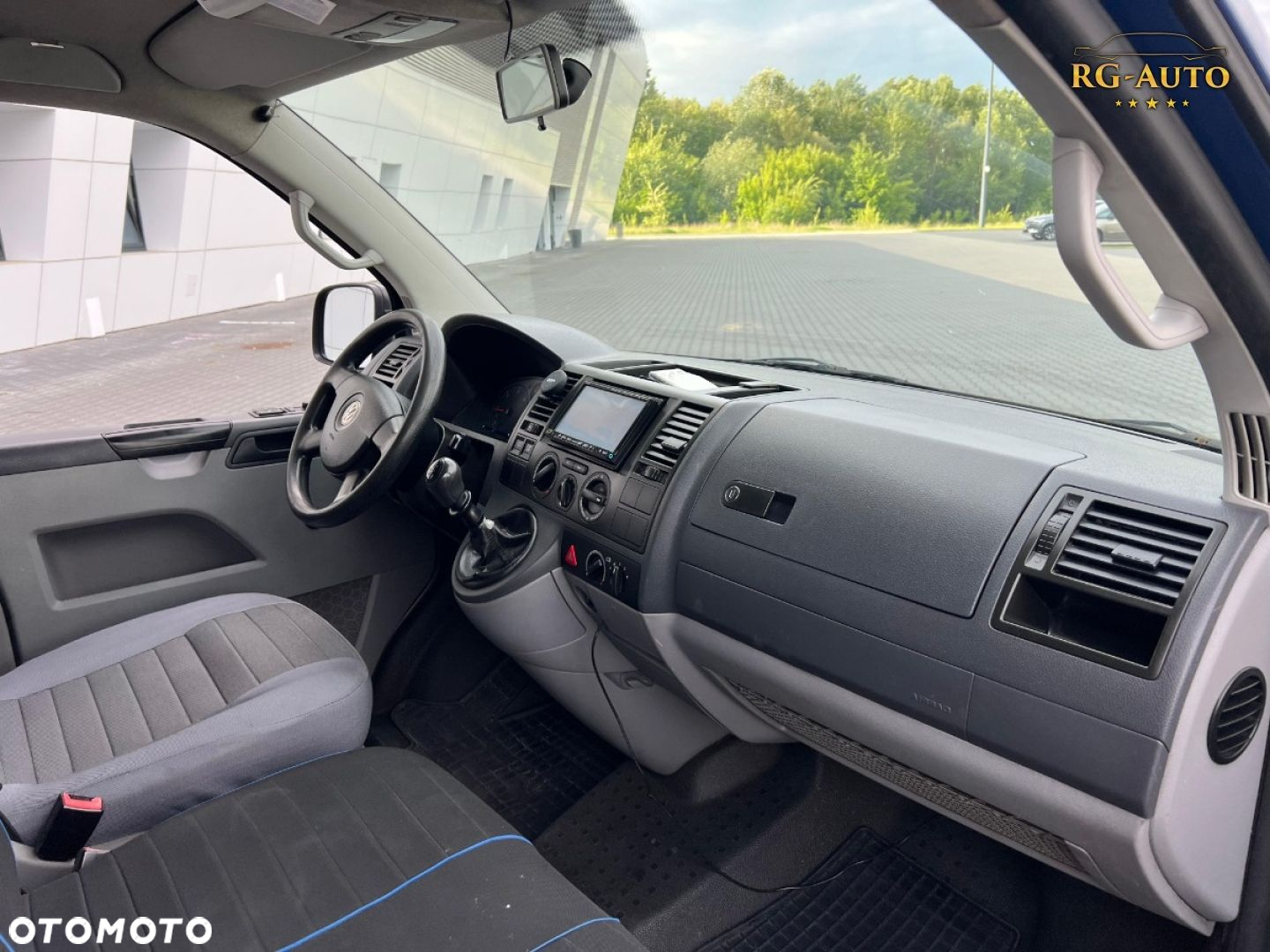 Volkswagen Transporter - 24