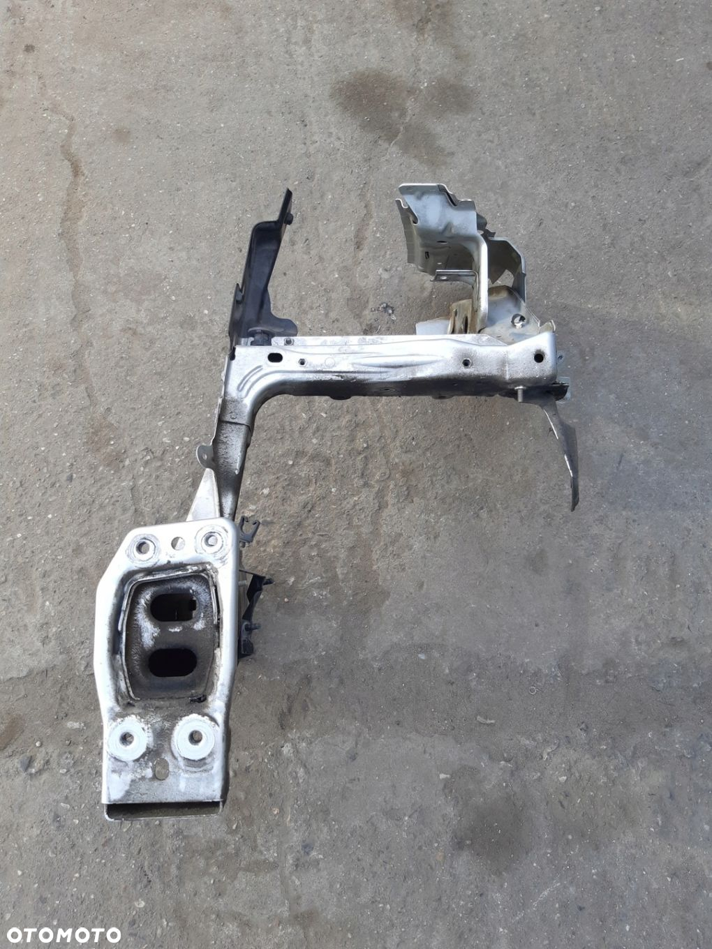 AUDI Q7 4L PODŁUŻNICA LEWA PRZÓD OKULAR FARTUCH - 4